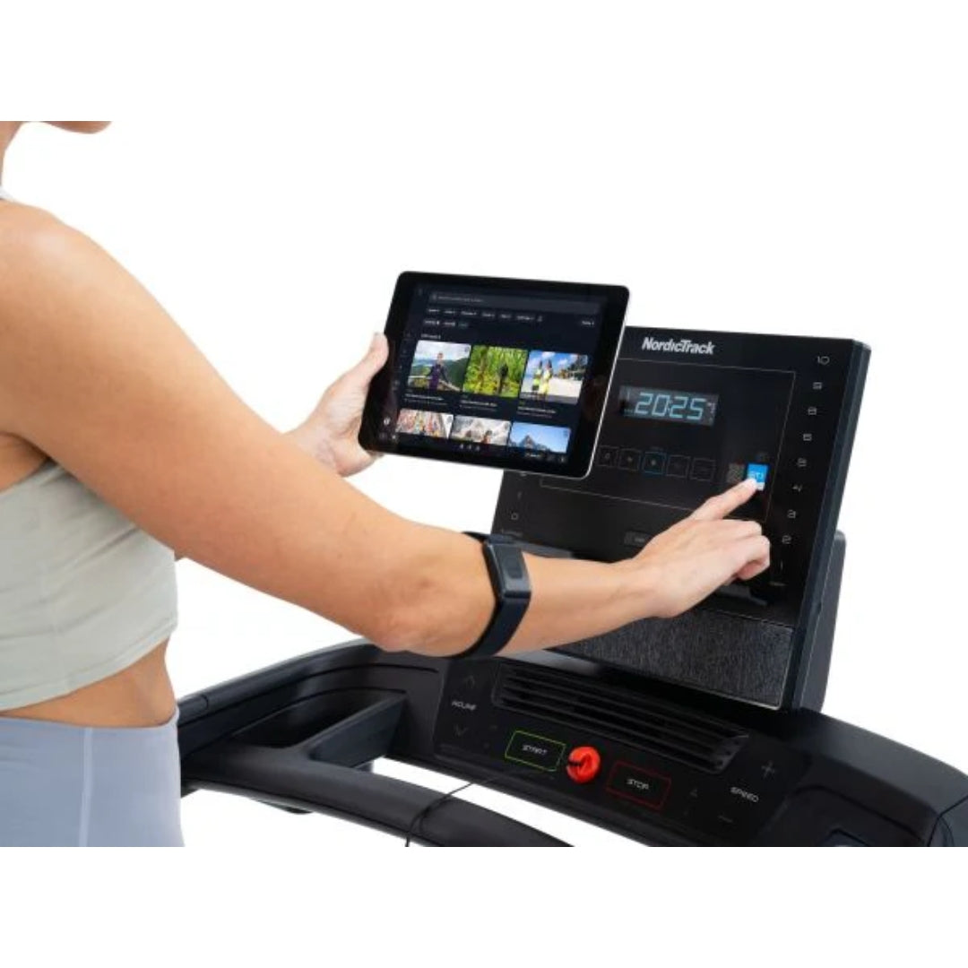 T Series 8 Treadmill