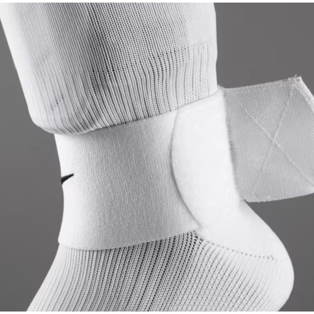 Guard Stay 2 Football Sleeve