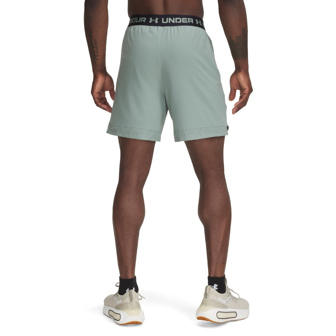 Vanish Woven 6 Inch Shorts